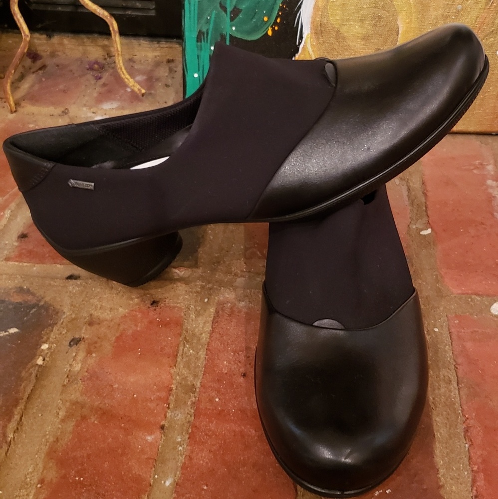 NWT BLACK ECCO GORETEX